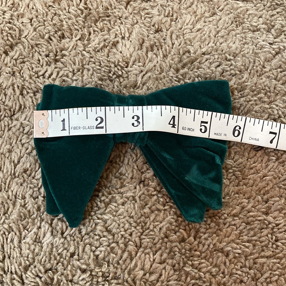 VTG 70’s Dark Emerald Green Velvet Clip on Bow-tie - Picture 8 of 10